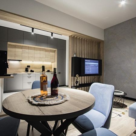 Апартаменти Prestige-28 Затор Екстер'єр фото